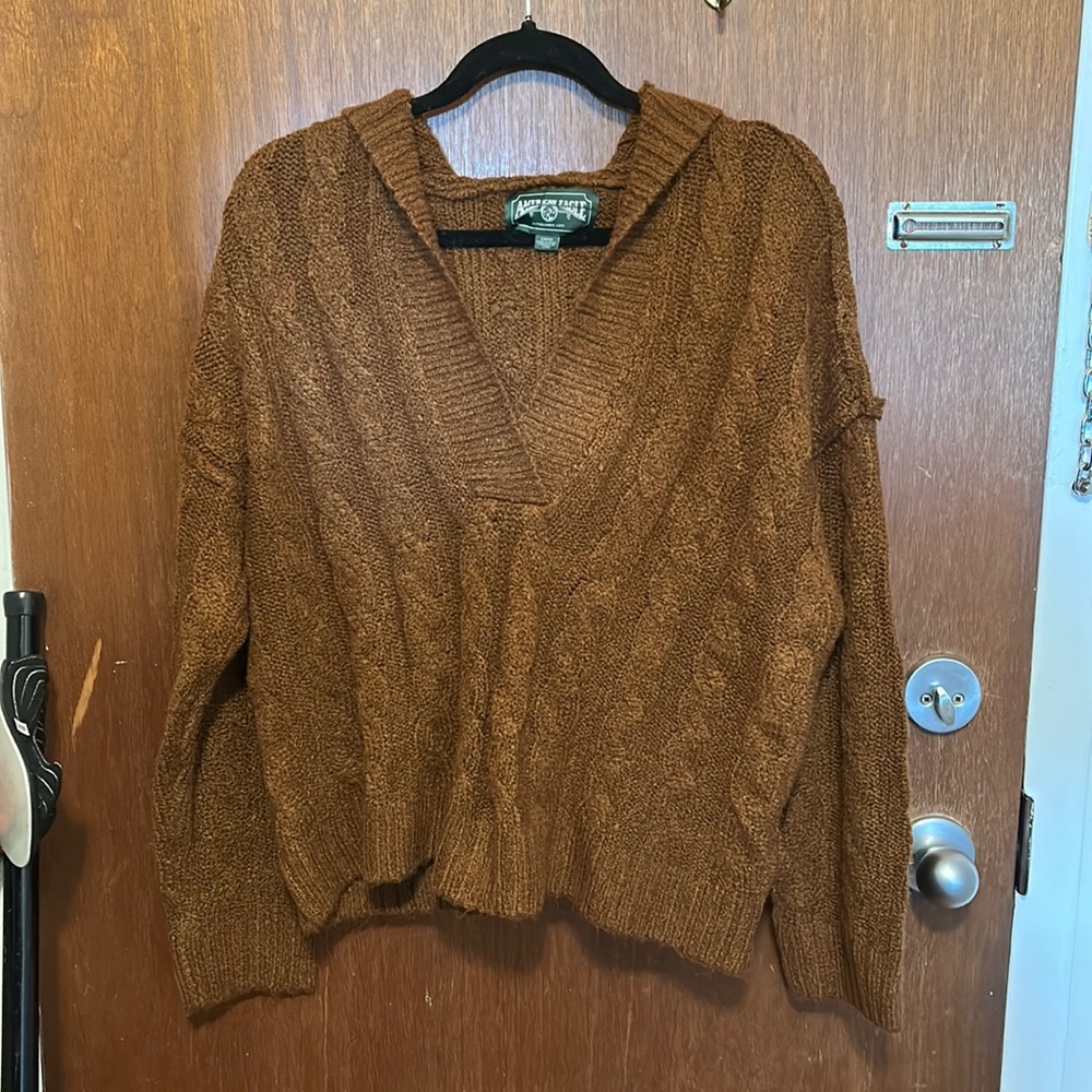 NWOT American Eagle Cable Knit Hoodie